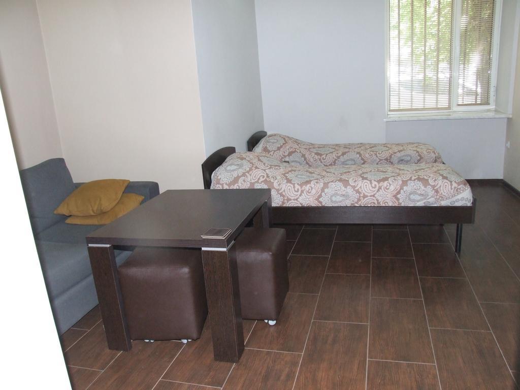 Apartment Paronyan 22 เยเรวาน ภายนอก รูปภาพ
